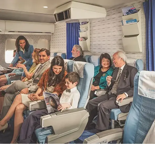 Cabine Pan Am avec passagers
